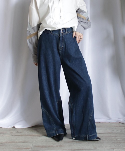 BITTOKO（ビットコ）の「裾ZIPデザインデニム（デニムパンツ・レディース・ブルー・MEDIUM/LARGE）」の6枚目の写真