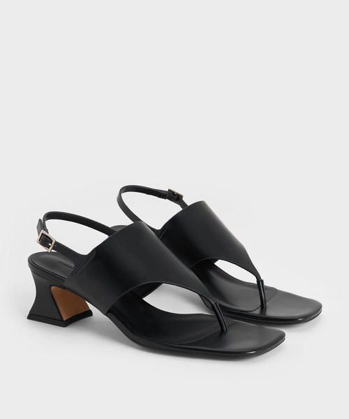 CHARLES & KEITH(チャールズ & キース)の「ワイドストラップ ヒールトングサンダル(サンダル・レディース・オフホワイト/ブラック/シルバー・26.5cm/25.5cm/23.5cm/23cm/22.5cm/22cm/25cm/24.5cm)」の20枚目の写真