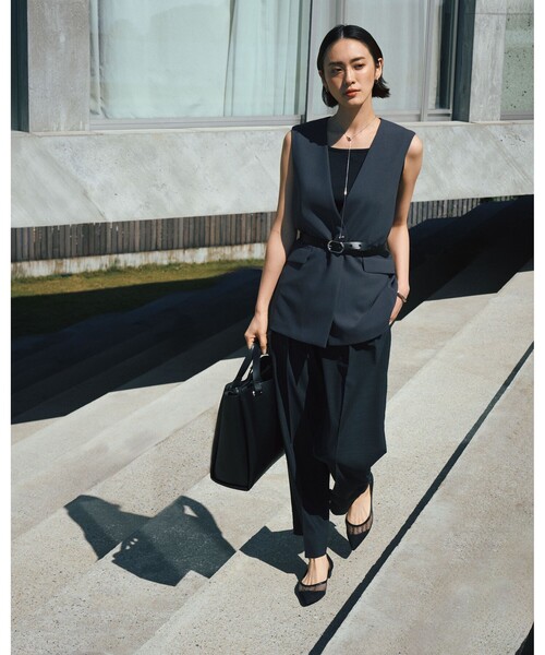 green label relaxing（グリーンレーベルリラクシング）の「［size SHORTあり］キチントボトムス コンフィ ワイド パンツ（スラックス・レディース・ダークグレー/ベージュ/ライトブルー/ダークブラウン・SHORT/36/38/40）」の14枚目の写真