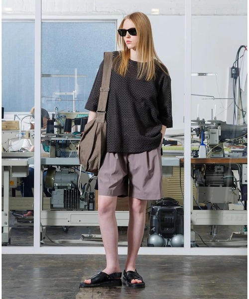 VOAAOV(ヴォアーブ)の「【VOAAOV】 RASCHEL MESH Oversize T-Shirt(Tシャツ/カットソー・メンズ・チャコールグレー/ブラック/ネイビー/オフホワイト・2/1)」の2枚目の写真