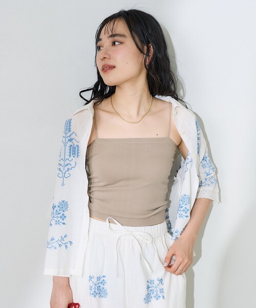 FREAK'S STORE(フリークスストア)の「<サイズ展開あり>フラットカップ付きキャミソール/ブラトップ(キャミソール・レディース・ナチュラル/ブラック/ベージュ・SMALL/MEDIUM)」の5枚目の写真