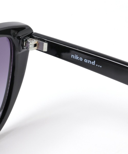 niko and...（ニコアンド）の「オリジナルキャッツアイサングラス（サングラス・レディース・ブラック/シルバーグレー・FREE）」の13枚目の写真