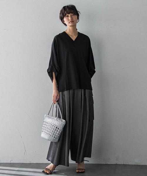 MAYSON GREY / メイソングレイ タックワイドスリーブVネックドルマンブラウス≪手洗い可能≫ タックワイドスリーブVネックドルマンブラウス≪手洗い可能