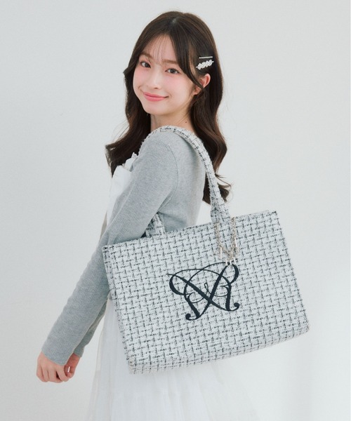 Aimerianejoieチャーム付きキャリーオントート（トートバッグ）｜OLIVE