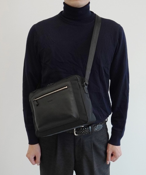 MACKINTOSH PHILOSOPHY(マッキントッシュ フィロソフィー)の「ショルダーバッグ グリーノツク 17732(ショルダーバッグ・レディース・ベージュ系その他/ブラック/ネイビー・FREE)」の4枚目の写真