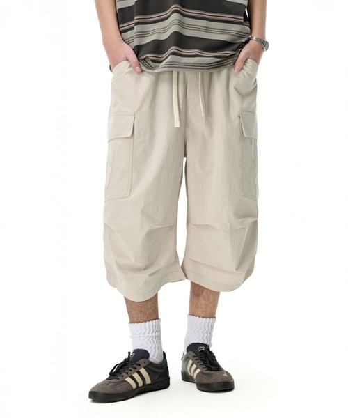 CORPUS TOKYO（コーパス トーキョー）の「半端丈パラシュートカーゴパンツ（カーゴパンツ・メンズ・アイボリー/ブラック/グレー/ベージュ・1/2/3/4）」の2枚目の写真