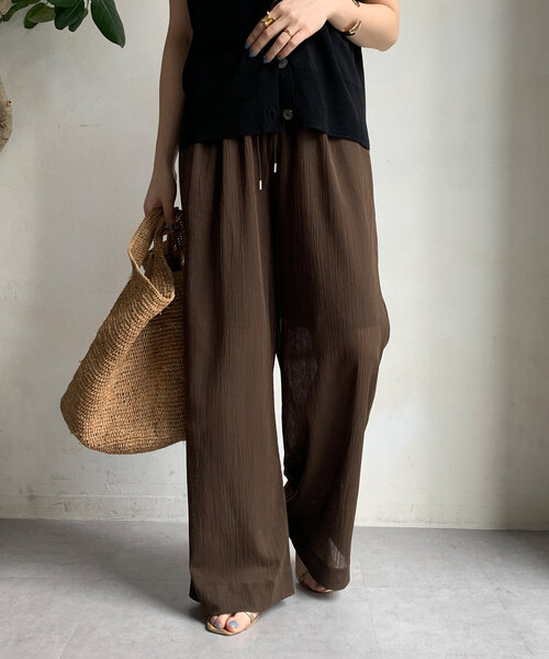DouDou（ドゥドゥ）の「シアー楊柳イージーパンツ（その他パンツ・レディース・ブラウン/アイボリー/チャコールグレー・36/38）」の3枚目の写真
