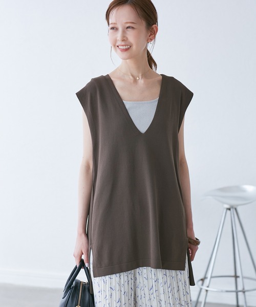 ROPE' PICNIC（ロペピクニック）の「【洗濯機OK】深Vニットプルオーバー（ベスト・レディース・グレー系その他/チャコールグレー・38）」の7枚目の写真