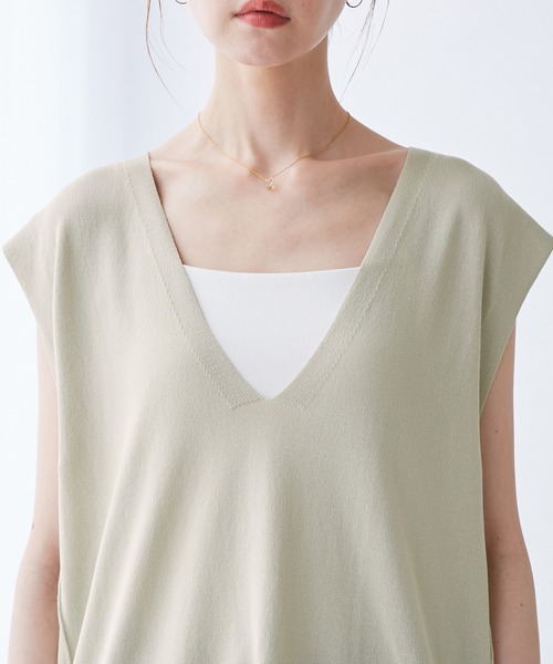 ROPE' PICNIC（ロペピクニック）の「【洗濯機OK】深Vニットプルオーバー（ベスト・レディース・グレー系その他/チャコールグレー・38）」の20枚目の写真