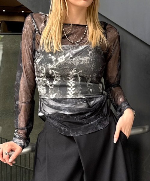 トップス MEDI 2WAY TROMPE L'OEIL LACE PRINT TOP MEDI 2WAY TROMPE L'OEIL LACE PRINT SKIN TOP（Tシャツ