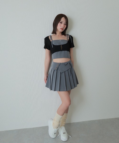 M DOLLY(エムドリー)の「*M DOLLY original* girls layered pleats setup/ガールズレイヤードプリーツセットアップ(セットアップ・レディース・ベージュ/グレー・S/M)」の6枚目の写真