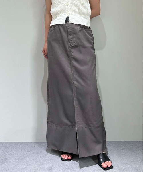 1chaku.（イッチャク）の「ロールアップツイルロングスカート（デニムスカート・レディース・ブラック/キャメル/ダークグレー/カーキ/ブラウン/チャコールグレー・マルチサイズ）」の4枚目の写真