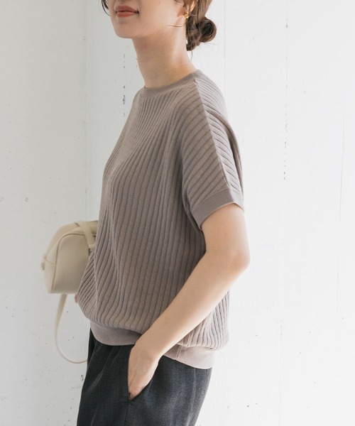 URBAN RESEARCH DOORS(アーバンリサーチドアーズ)の「タックハニカムフレンチプルオーバー(Tシャツ/カットソー・レディース・アイボリー/グレー系その他/カーキ・MEDIUM)」の11枚目の写真