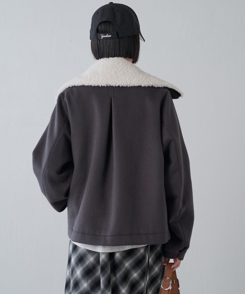 Lui's(ルイス)の「ビーバーメルトン襟ボアブルゾン(ブルゾン・レディース・ブラック/チャコールグレー・FREE)」の16枚目の写真