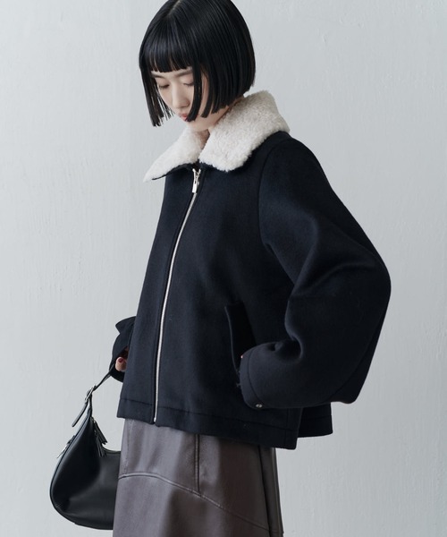 Lui's(ルイス)の「ビーバーメルトン襟ボアブルゾン(ブルゾン・レディース・ブラック/チャコールグレー・FREE)」の10枚目の写真