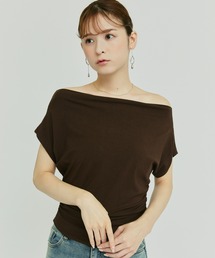 サイドギャザーオフショルダーカットソー