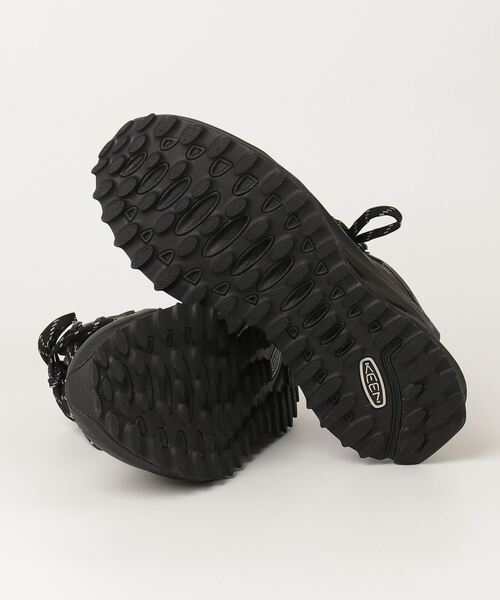KEEN(キーン)の「ZIONIC NXT MID WP / ザイオニック エヌエックスティー ミッド ウォータープルーフ / メンズ 防水ハイキングシューズ(その他シューズ・メンズ・ブラック・25.5cm/30cm/29cm/28cm/27.5cm/27cm/26.5cm/28.5cm/26cm/25cm)」の3枚目の写真
