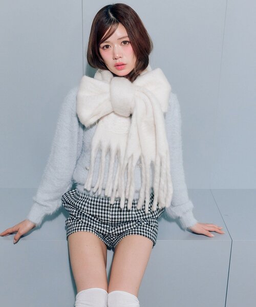 セール】【SNSで話題】ロゴ刺繍ブークレマフラー（ストール/ショール