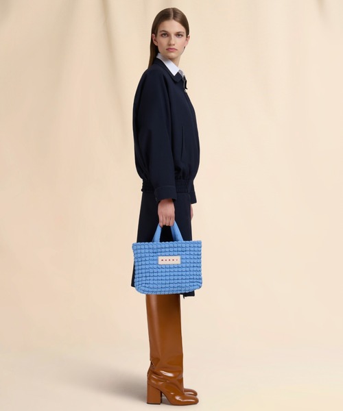 MARNI(マルニ)の「PUFF / キルトトートバッグ(トートバッグ・レディース・ライトブルー/ブラック・ONE SIZE)」の10枚目の写真