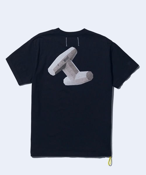 WESTERN HYDRODYNAMIC RESEARCH(ウェスタンハイドロダイナミックリサーチ)の「【Western Hydrodynamic Research/ウェスタン ハイドロダイナミック リサーチ】DOLO TEE バックプリント ブランドロゴ Tシャツ(Tシャツ/カットソー・メンズ・ブラック・SMALL/MEDIUM/LARGE/X-LARGE)」の1枚目の写真