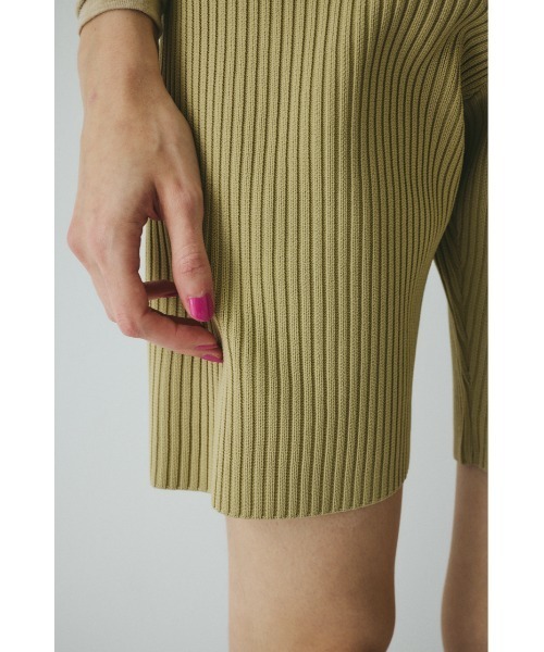 HeRIN.CYE（ヘリンドットサイ）の「Knit half pants　　ニットハーフパンツ（その他パンツ・レディース・ブラック/レッド/ベージュ・38/36）」の10枚目の写真