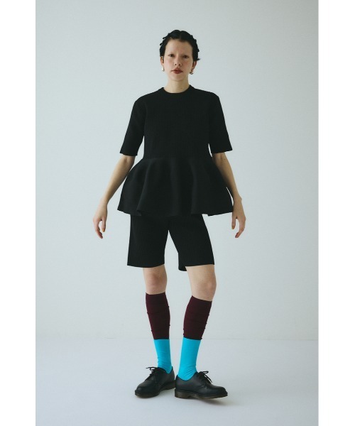 HeRIN.CYE（ヘリンドットサイ）の「Knit half pants　　ニットハーフパンツ（その他パンツ・レディース・ブラック/レッド/ベージュ・38/36）」の13枚目の写真