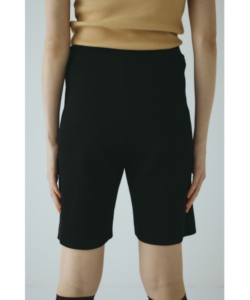 HeRIN.CYE（ヘリンドットサイ）の「Knit half pants　　ニットハーフパンツ（その他パンツ・レディース・ブラック/レッド/ベージュ・38/36）」の15枚目の写真