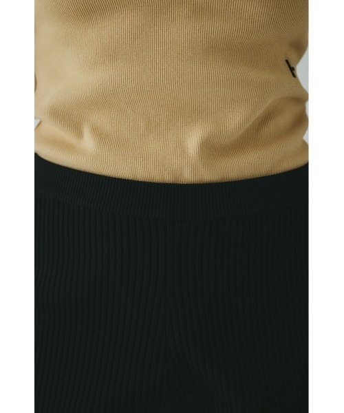 HeRIN.CYE（ヘリンドットサイ）の「Knit half pants　　ニットハーフパンツ（その他パンツ・レディース・ブラック/レッド/ベージュ・38/36）」の16枚目の写真