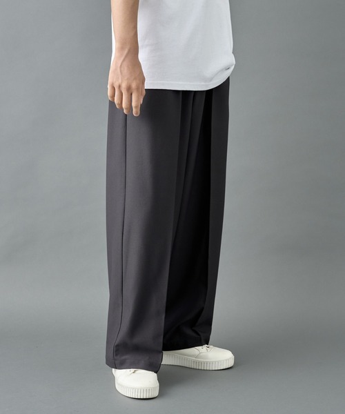 COLONY 2139（コロニートゥーワンスリーナイン）の「ウォッシャブルストレッチワイドスラックス（スラックス・メンズ・ブラック/チャコールグレー/ブラウン・MEDIUM/LARGE）」の13枚目の写真