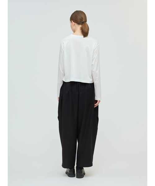 mizuiroind（ミズイロインド）の「mizuiro ind フロントフリルプルオーバー（Tシャツ/カットソー・レディース・ベージュ/チャコールグレー/オフホワイト/ブラック・FREE）」の16枚目の写真