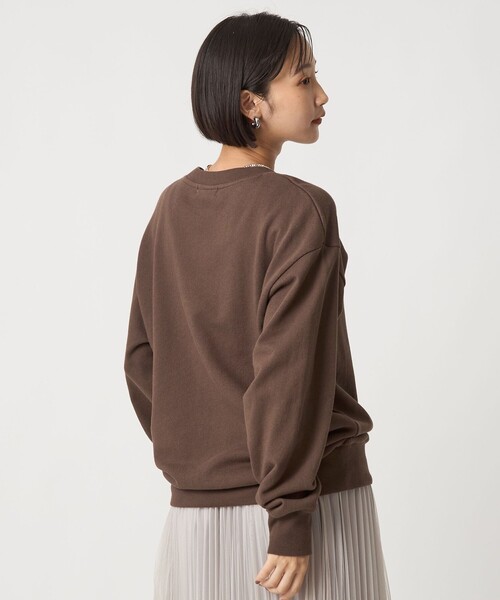 green label relaxing（グリーンレーベルリラクシング）の「ミュージアム ロゴ スウェット プルオーバー（スウェット・レディース・ブラウン/ナチュラル/ダークグレー・FREE）」の19枚目の写真