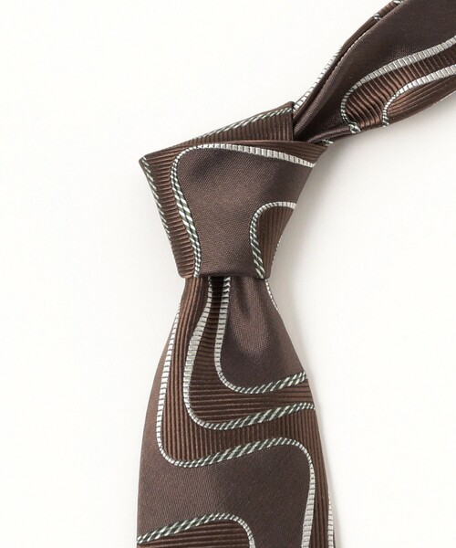 BEAMS F(ビームスエフ)の「シルク ウェーブ柄 ジャカード ネクタイ(ネクタイ・メンズ・ブラウン/ネイビー・ONE SIZE)」の8枚目の写真