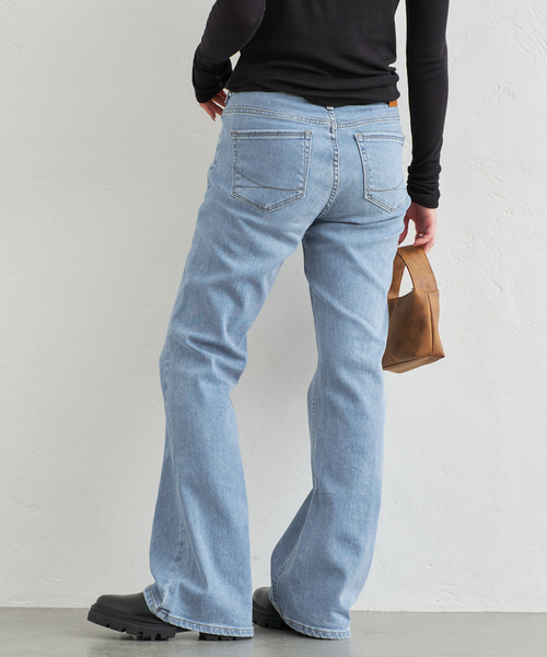 U by SPICK&SPAN(ユーバイスピックアンドスパン)の「【SOMETHING/サムシング】 LISA FLARE(デニムパンツ・レディース・ブラック/ライトブルー・27/28/29)」の9枚目の写真