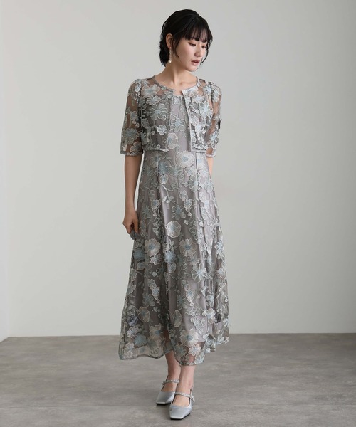atlo(アトロ)の「七分袖&ミモレ丈 同窓会 成人式 2点セット ボレロ 立体 刺繍フレア クルーネック お呼ばれ 結婚式 二次会 フォーマル オケージョンドレス パーティー ドレス 謝恩会 20代 30代(ドレス・レディース・グレイッシュベージュ/ピンク/チャコール/グリーン・M)」の16枚目の写真