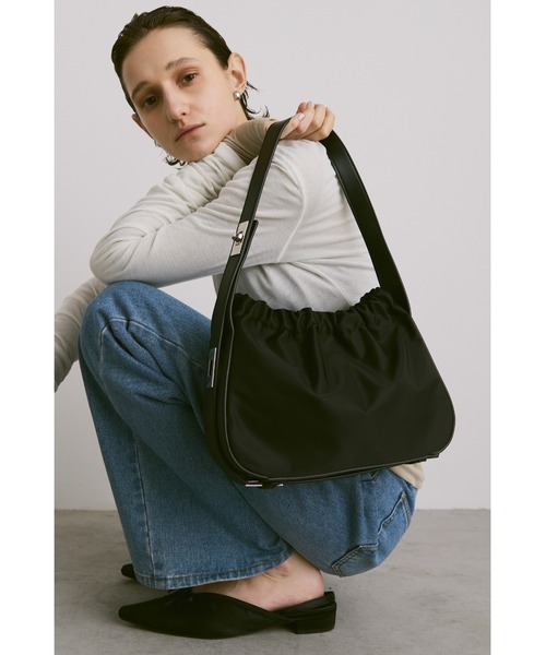 ⭐️新品未使用⭐️ MANOUTIL マニュティ　2way ハンドバッグ　編み込み ⭐️新品未使用⭐️ MANOUTIL マニュティ 2way ハンドバッグ 編み込み