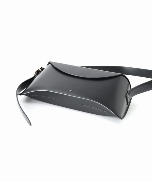 VERMEIL par iena（ヴェルメイユパーイエナ）の「SALCE サルチェ BAG AIDA 4453250001（ハンドバッグ・レディース・ベージュ/ブラック・FREE）」の4枚目の写真