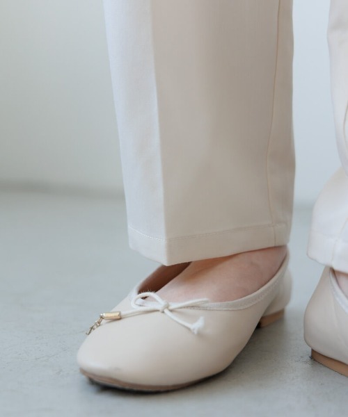 flower（フラワー）の「スモーキーテーパードパンツ3（その他パンツ・レディース・アイボリー/グレー・FREE）」の6枚目の写真