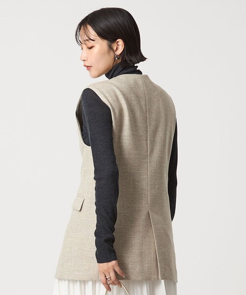 green label relaxing（グリーンレーベルリラクシング）の「スラブ ジレ（ベスト・レディース・ナチュラル/ダークブラウン/ネイビー・38/36）」の17枚目の写真