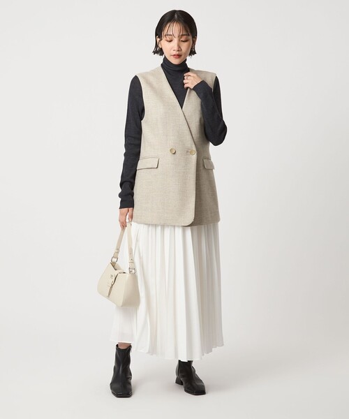 green label relaxing（グリーンレーベルリラクシング）の「スラブ ジレ（ベスト・レディース・ナチュラル/ダークブラウン/ネイビー・38/36）」の18枚目の写真