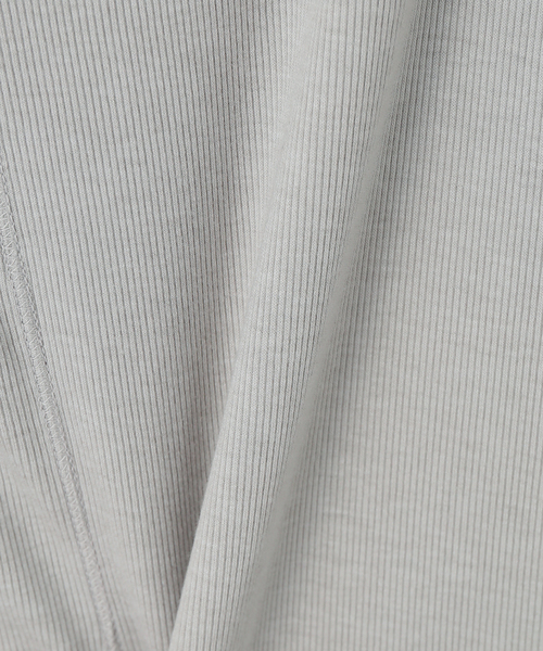 OPEN Yy（オープンワイワイ）の「【Geek Office / ギークオフィス】OPEN YY Knitted SCOOP NECK LOUNGE TOP（Tシャツ/カットソー・レディース・ホワイト/チャコールグレー・SMALL）」の13枚目の写真