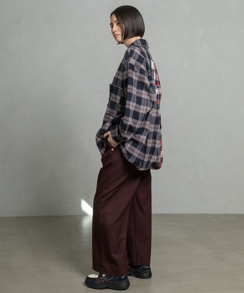 MARECHAL TERRE（マルシャルテル）の「チェックロングシャツ（シャツ/ブラウス・レディース・ブラック/ネイビー/レッド/グリーン・MEDIUM）」の10枚目の写真