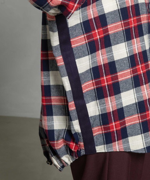 MARECHAL TERRE（マルシャルテル）の「チェックロングシャツ（シャツ/ブラウス・レディース・ブラック/ネイビー/レッド/グリーン・MEDIUM）」の15枚目の写真