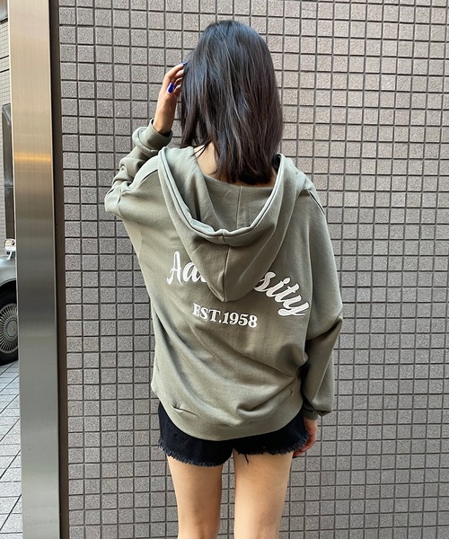 ROGER AND RAW(ロジャーアンドロウ)の「バック刺繍フードスウェットプルオーバー(Tシャツ/カットソー・レディース・ホワイト/ブラック/カーキ・FREE)」の15枚目の写真