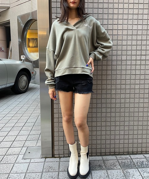 ROGER AND RAW(ロジャーアンドロウ)の「バック刺繍フードスウェットプルオーバー(Tシャツ/カットソー・レディース・ホワイト/ブラック/カーキ・FREE)」の19枚目の写真