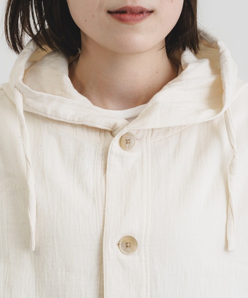 quadro(クオドロ)の「ダブルガーゼツイルパーカーカバーオール(カバーオール・レディース・キナリ/ブラック・FREE)」の20枚目の写真