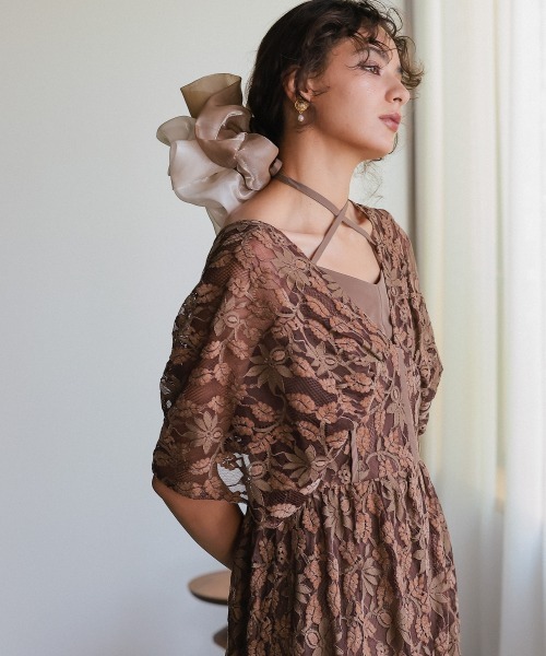 Callarus（カラルス）の「〔Callarus〕配色オーガンジービッグシュシュ（シュシュ・レディース・ブラック系/アイボリー系・FREE）」の9枚目の写真