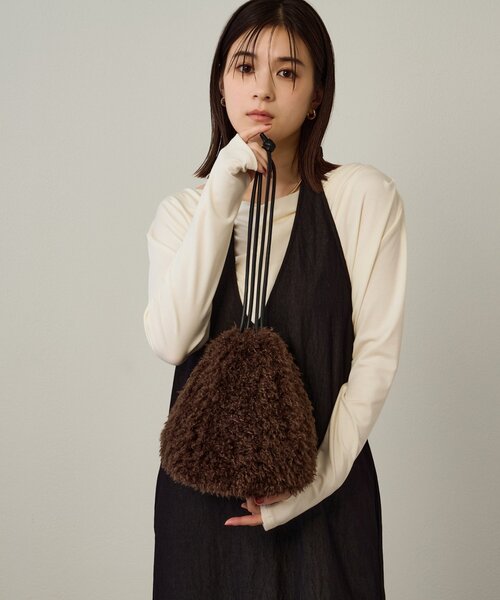 Omekashi(オメカシ)の「シャギー巾着(トートバッグ・レディース・ブラウン/グリーン・ONE SIZE)」の18枚目の写真