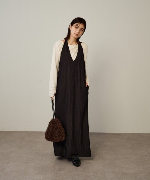 Omekashi(オメカシ)の「シャギー巾着(トートバッグ・レディース・ブラウン/グリーン・ONE SIZE)」の3枚目の写真