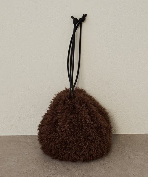 Omekashi(オメカシ)の「シャギー巾着(トートバッグ・レディース・ブラウン/グリーン・ONE SIZE)」の4枚目の写真
