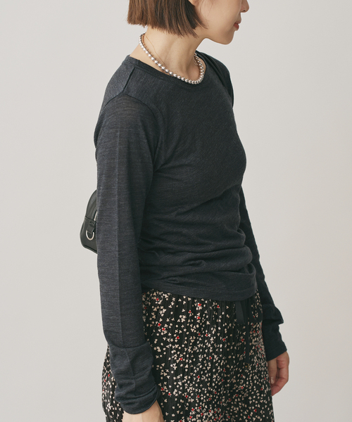 IENA（イエナ）の「《追加》Super120’sウールクルーネックプルオーバー（Tシャツ/カットソー・レディース・ホワイト/レッド/チャコールグレー・FREE）」の11枚目の写真